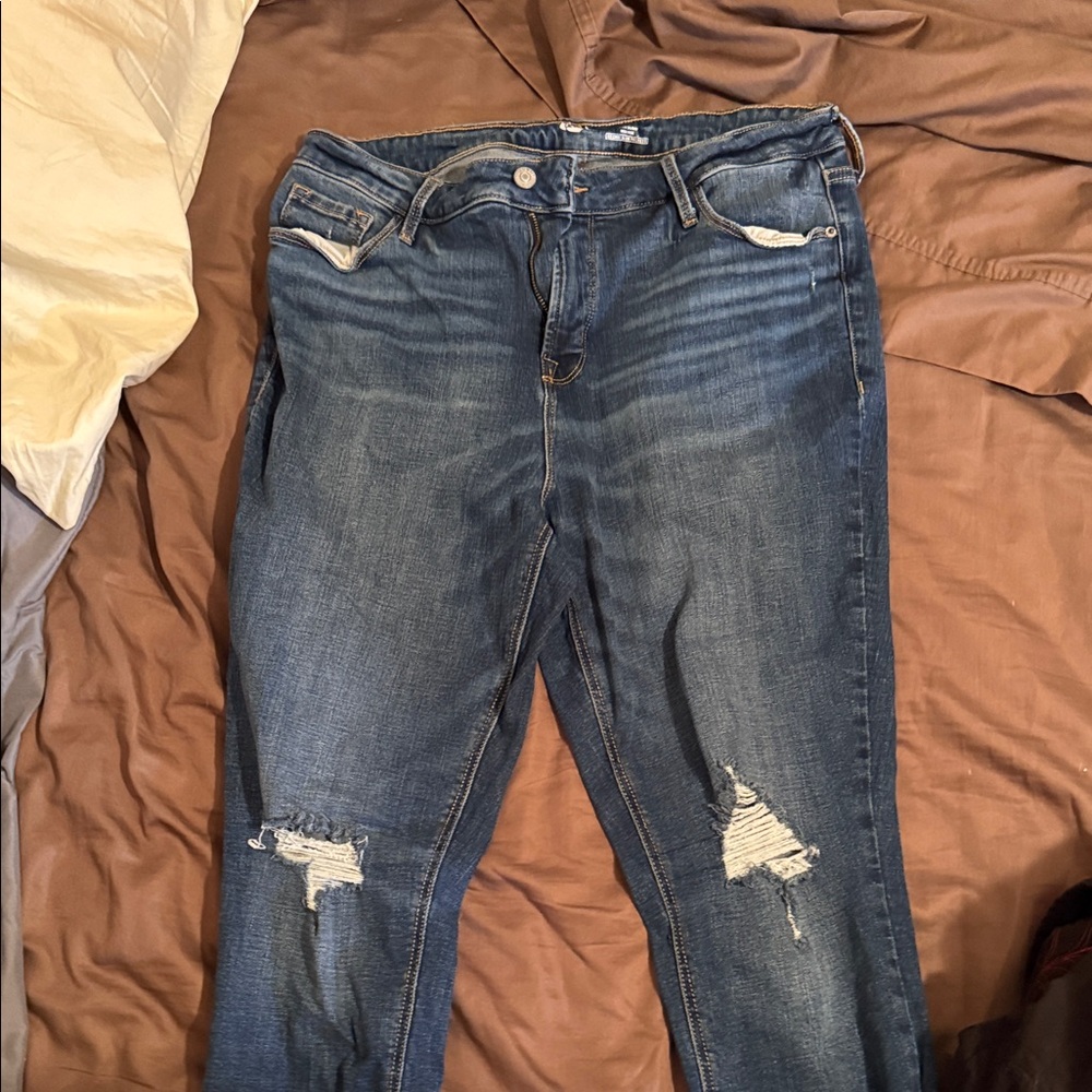 Old Navy Women's Distressed Skinny Jeans - Blue